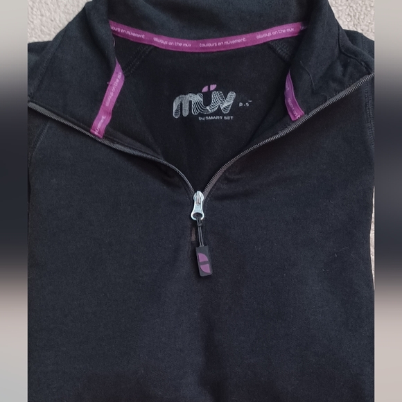 Black cotton quarter-zip pullover - Picture 4 of 5